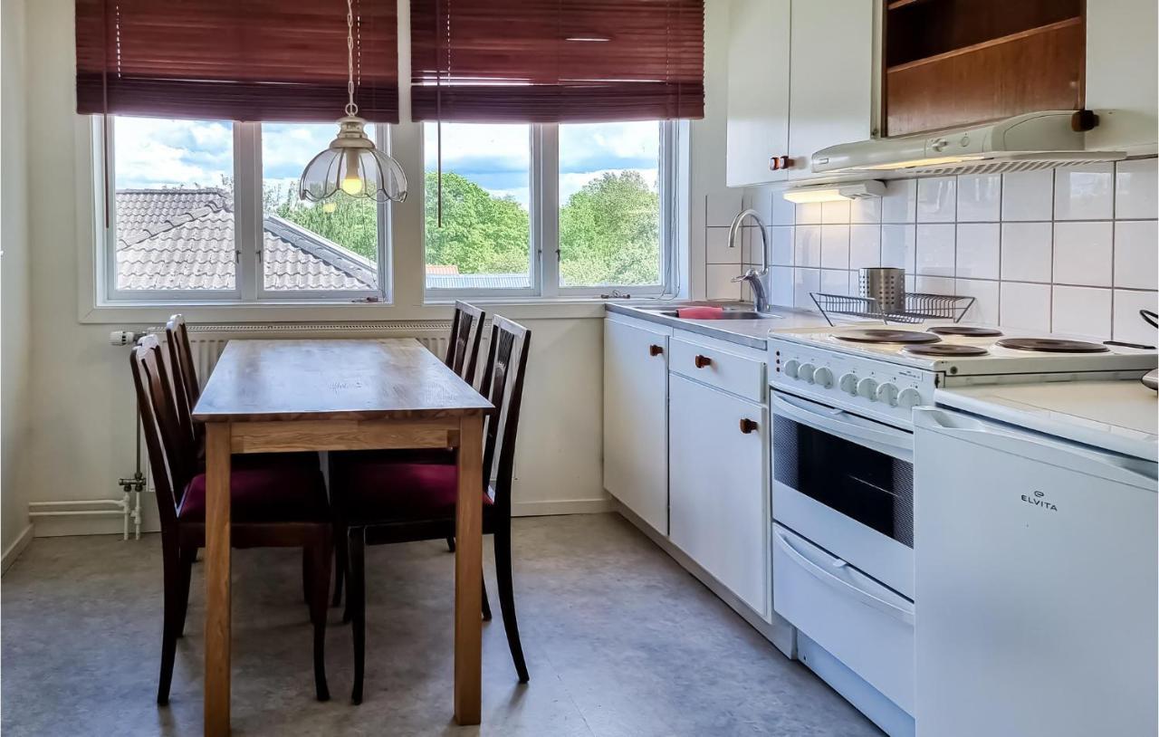 Stunning Apartment In Gullspang With Wifi Exteriér fotografie
