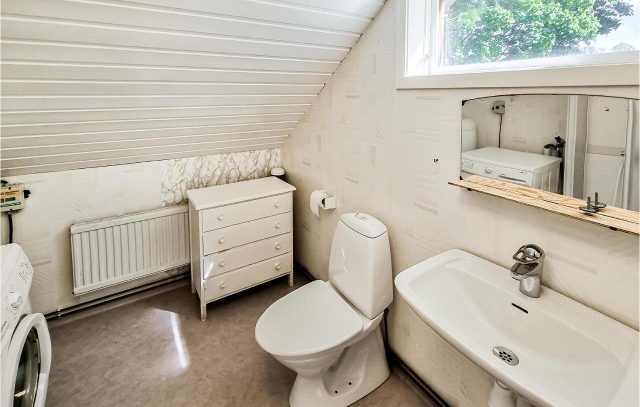 Stunning Apartment In Gullspang With Wifi Exteriér fotografie